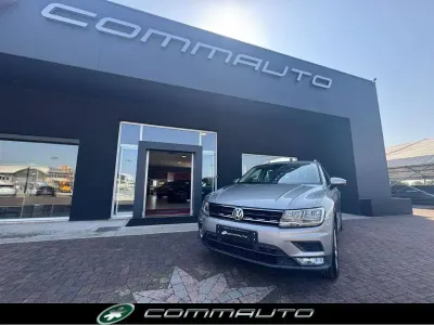 Usata VW Tiguan Business 150 CV (110 kW) 2017 Grigio SUV
