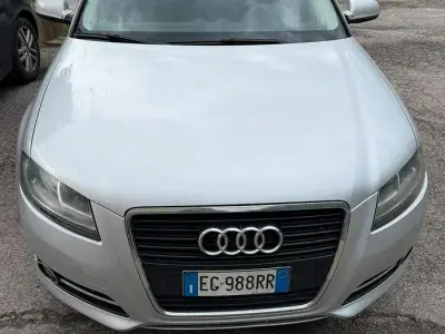 Usado Audi A3 90 CV (66 kW) 2011 Gris Utilitario