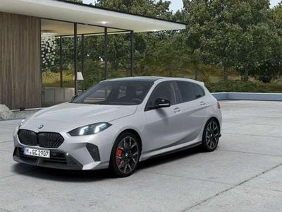 Nuova BMW 120 M Sport 163 CV (119 kW) 2026 Skyscraper grey metallic Utilitaria