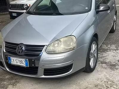 Usata VW Jetta 2005 Grigio Berlina