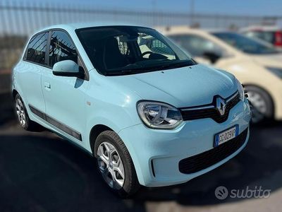 Usata Renault Twingo Vibes 60 kW (82 CV) 2021 Blu Utilitaria