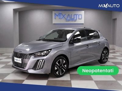 Usata Peugeot 208 Allure 101 CV (74 kW) 2025 Gray Utilitaria