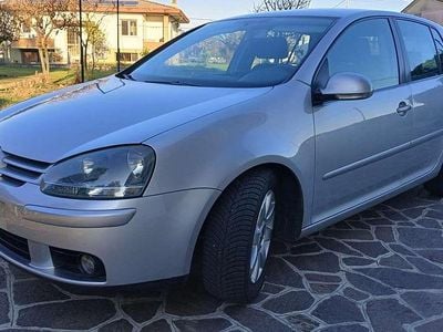 Usata VW Golf IV Sportline 140 CV (102 kW) 2004 Argento Berlina