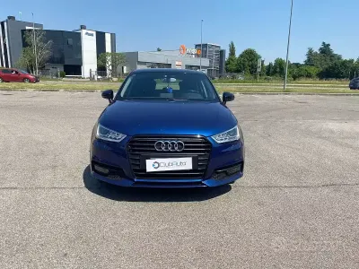 Usata Audi A1 Comfort 90 CV (66 kW) 2016 Blu Utilitaria