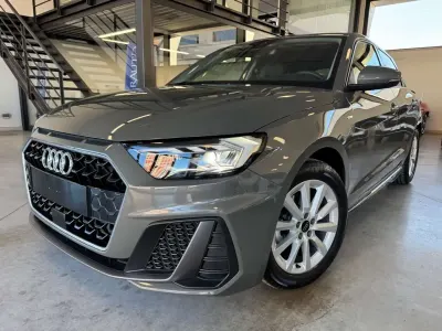 Nuova Audi A1 S-Line 116 CV (85 kW) 2025 Grigio chronos SUV