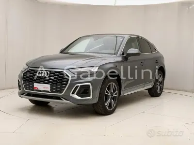 Usata Audi Q5 S-Line 204 CV (150 kW) 2024 Grigio SUV