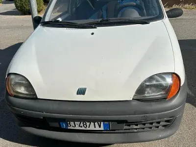 Usata Fiat 600 39 CV (28 kW) 2000 Berlina
