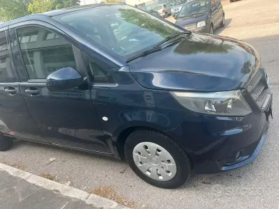 Usata Mercedes Vito 2016 Blu Furgone