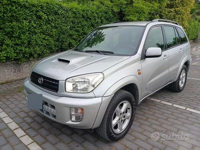 Usata Toyota RAV4 2003 Grigio SUV