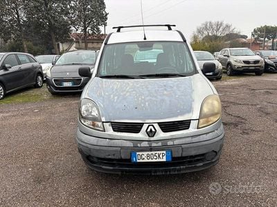 Usata Renault Kangoo 95 CV (69 kW) 2007 Grigio Monovolume
