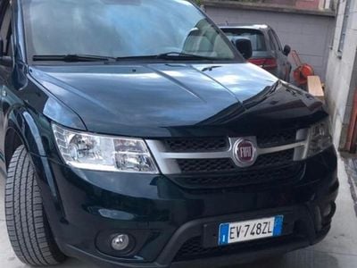 Usata Fiat Freemont 140 CV (102 kW) 2014 Blu SUV
