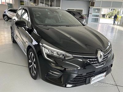Usata Renault Clio V Techno 101 CV (74 kW) 2023 Nero Berlina