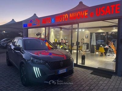 Usata Peugeot 2008 Allure 102 CV (75 kW) 2025 Grigio SUV