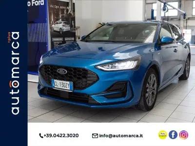 Usata Ford Focus ST-Line 125 CV (91 kW) 2023 Azzurro metallizzato Berlina