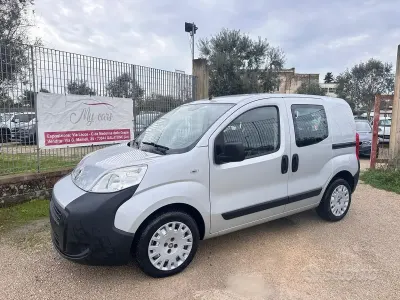 Usata Fiat Fiorino 75 CV (55 kW) 2015 Grigio Monovolume