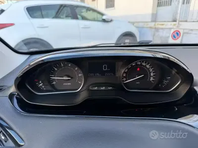 Usata Peugeot 208 2016 Grigio Utilitaria
