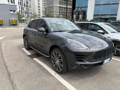 Usata Porsche Macan 252 CV (185 kW) 2018 Grigio SUV