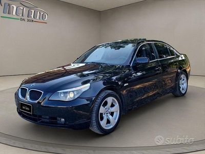 Usata BMW 525 210 CV (154 kW) 2007 Nero Berlina