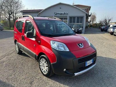 Usata Peugeot TePee Family 75 CV (55 kW) 2012 Rosso Station wagon