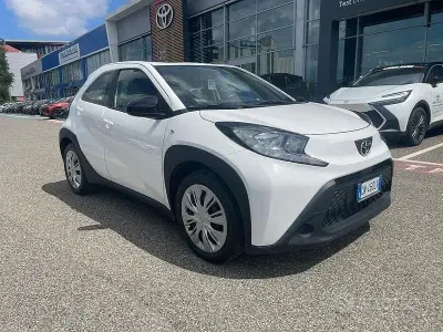 Occasion Toyota Aygo X Active 72 ch (52 kW) 2023 Blanc SUV