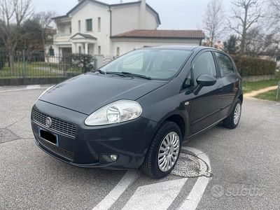 Usata Fiat Grande Punto 2009 Grigio Utilitaria
