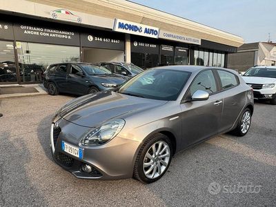 Usata Alfa Romeo Giulietta Super 120 CV (88 kW) 2018 Grigio Utilitaria