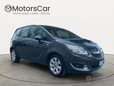 Usata Opel Meriva 120 CV (88 kW) 2014 Grigio Monovolume