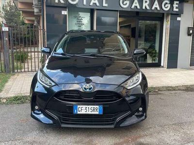 Nero Usata 2021 Toyota Yaris Hybrid Trend Berlina | 15.990 € (Buon prezzo)