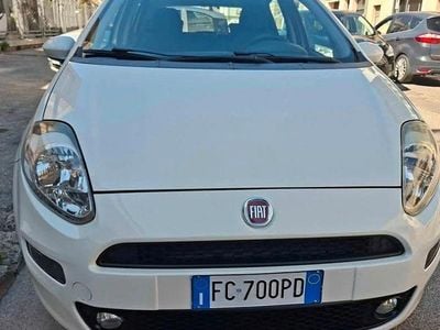 Usata Fiat Punto Street 69 CV (50 kW) 2016 Utilitaria