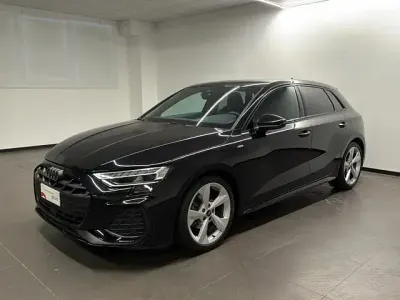 Usata Audi A3 S-Line 150 CV (110 kW) 2025 Nero mythos metallizzato Berlina