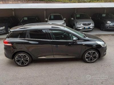 Usata Renault Clio GrandTour Intens 90 CV (66 kW) 2020 Nero Station wagon