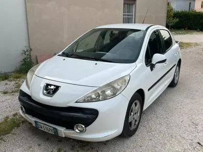 Brugt Peugeot 207 75 HK (55 kW) 2009 Hvid Hatchback