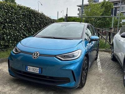 Usata VW ID.3 Pro 58 kW (80 CV) 2025 Vari colori pastello Utilitaria