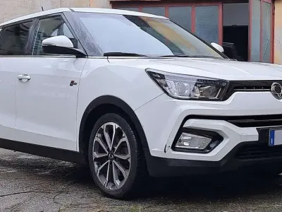 Usata SsangYong Tivoli 116 CV (85 kW) 2019 Bianco SUV