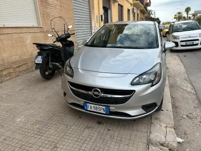 Usata Opel Corsa 90 CV (66 kW) 2015 Grigio Utilitaria
