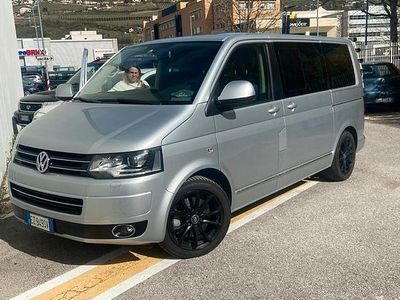 Usata VW Multivan Highline 180 CV (132 kW) 2014 Grigio Monovolume