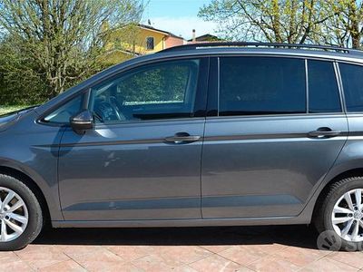 Usata VW Touran Comfortline 115 CV (84 kW) 2017 Grigio Monovolume