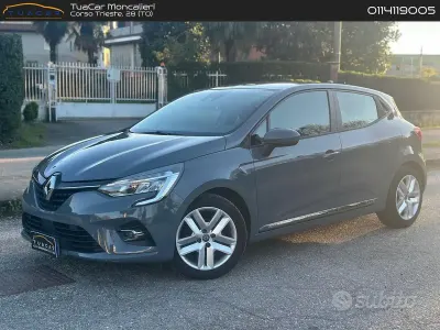 Usata Renault Clio V Zen 101 CV (74 kW) 2020 Grigio Berlina