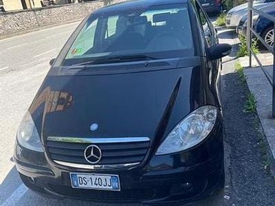 Mercedes A200