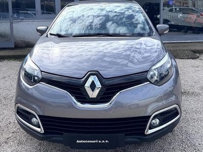 Usata Renault Captur 90 CV (66 kW) 2014 Grigio SUV