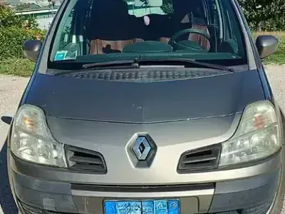 Usata Renault Modus 75 CV (55 kW) 2014 Grigio Monovolume