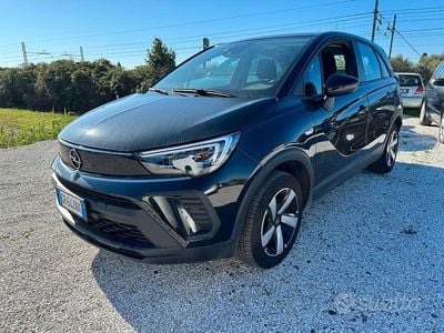 Usata Opel Crossland Elegance 110 CV (80 kW) 2024 Nero SUV