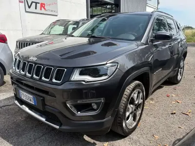 Usata Jeep Compass Limited 140 CV (102 kW) 2019 Grigio SUV