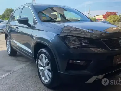 Usata Seat Ateca 4Drive 150 CV (110 kW) 2017 Grigio SUV
