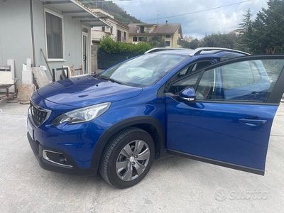 Usata Peugeot 2008 2019 Blu SUV