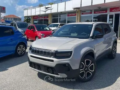 Nuova Jeep Avenger Summit 101 CV (74 kW) 2026 Gray SUV