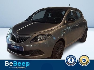 Usata Lancia Ypsilon Silver 70 CV (51 kW) 2022 Grigio metallizzato Utilitaria