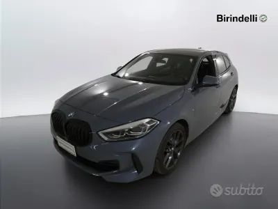 Usata BMW 116 M Sport 116 CV (85 kW) 2021 Storm bay metallizzato Utilitaria