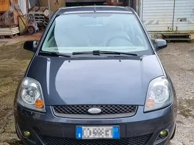 Usado Ford Fiesta 68 HP (50 kW) 2006 Citadino