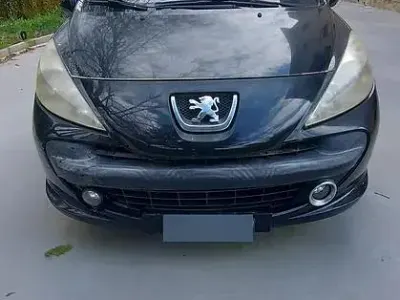 Usata Peugeot 207 90 CV (66 kW) 2006 Berlina